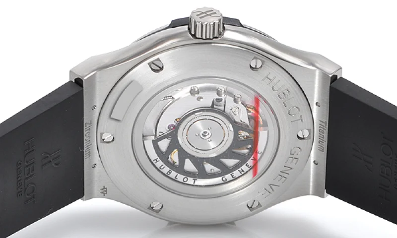 (HUBLOT)ウブロ スーパーコピー クラシック フュージョン ジルコニウム パヴェ 511.ZX.1170.RX.1704 超高級時計