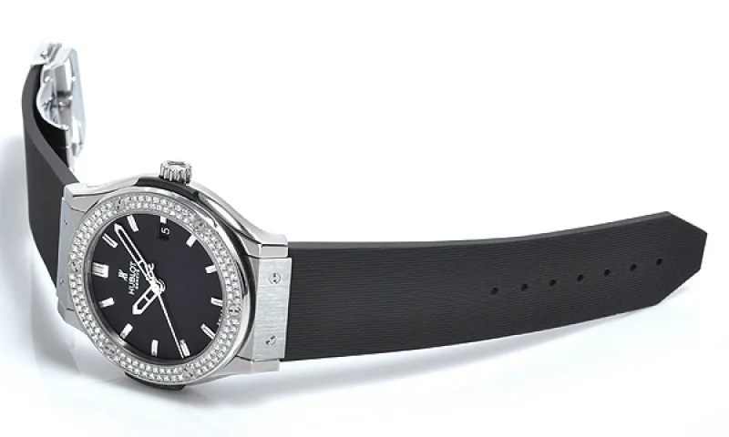 (HUBLOT)ウブロ スーパーコピー 時計 クラシック フュージョン ジルコニウム ダイヤモンド 511.ZX.1170.RX.1104