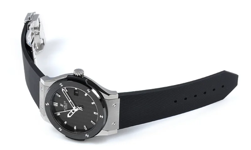 (HUBLOT)ウブロ スーパーコピー クラシック フュージョン ジルコニウム セラミック 542.ZM.1770.RX メンズ 時計