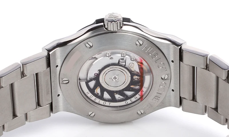 (HUBLOT)ウブロ ブランコピー クラシックフュージョン チタニウム 542.NX.2610.NX メンズ 時計
