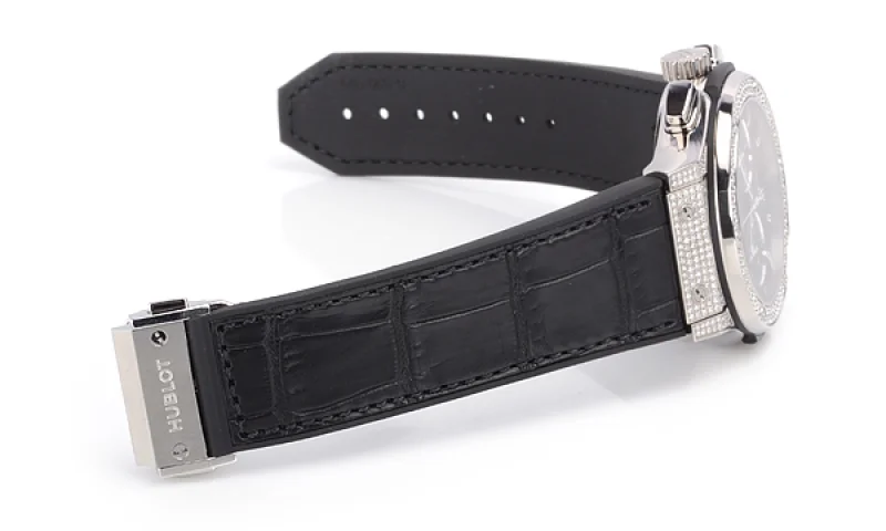 (HUBLOT)ウブロ クラシックフュージョン クロノグラフ ダイヤモンド 521.NX.1170.LR.1704 コピー 時計
