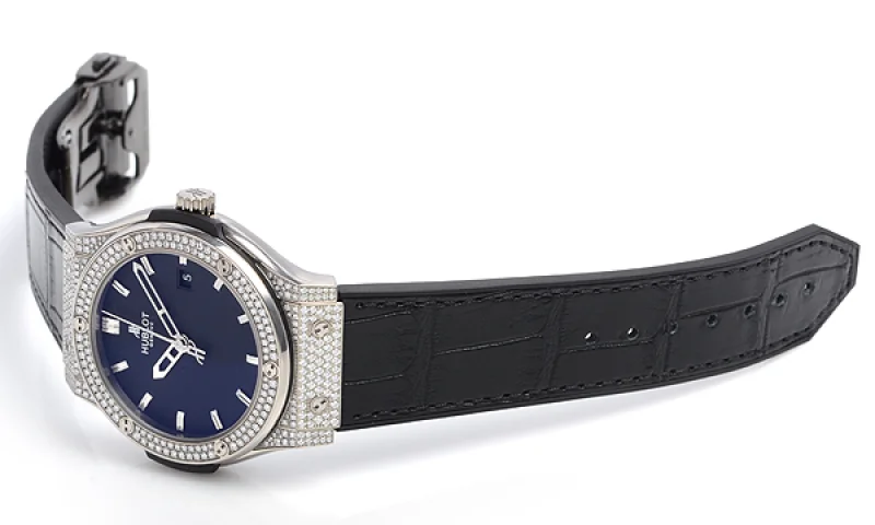 (HUBLOT)ウブロ 高級腕時計 コピー クラシックフュージョン ジルコニウム パヴェ 542.ZX.1170.LR.1704