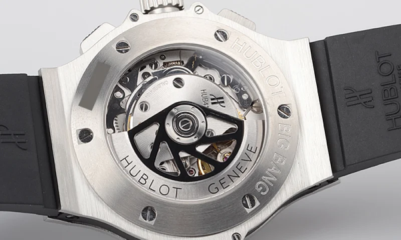 (HUBLOT)ウブロ スーパーコピー ビッグバン スチール バケット ダイヤモンド 301.SX.1170.RX.0904 時計