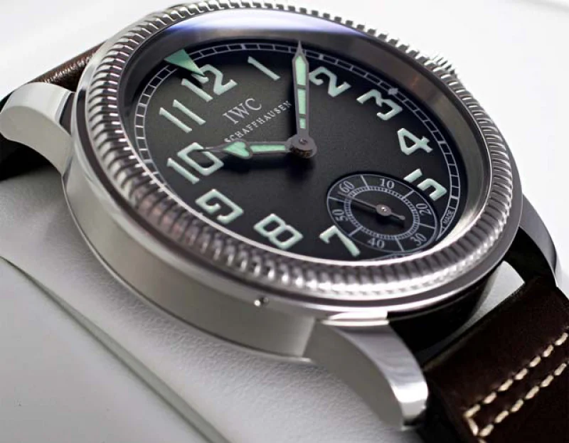 IWC時計コピー ヴィンテージ パイロットウォッチ IW325401