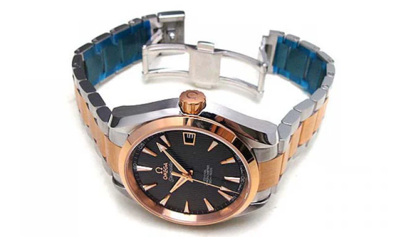 (OMEGA)オメガ スーパーコピー時計 シーマスターコーアクシャルアクアテラクロノメーター（Ｍ） 231.20.39.21.06.001