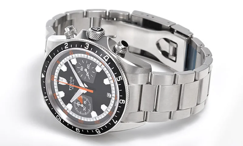 Tudor チュードル 時計人気コピースーパーコピ ヘリテージクロノ 70330N