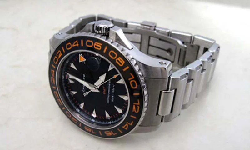 (CHOPARD)ショパール 時計 コピー ＬＵＣプロワンGMT 高級時計人気158959-3001