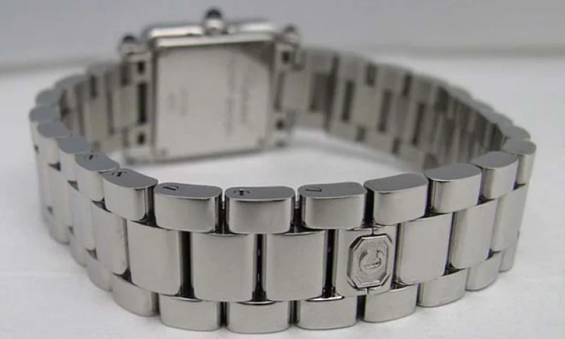 (CHOPARD)ショパール 時計 コピー ハッピースポーツスクエアミニ 27/8893-3018腕時計 ブランド