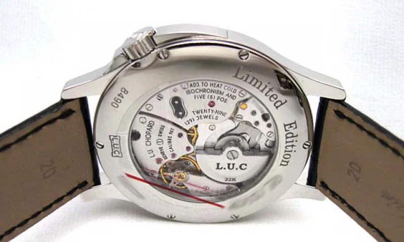 (CHOPARD)ショパール 時計 コピー テックツイスト 16/8490-3002 高級時計
